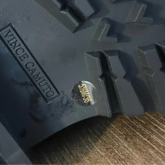 VINCE CAMUTO Combat Boot Women's 5.5 Fawdry Double Buckle in Green Croc - Picture 6 of 6